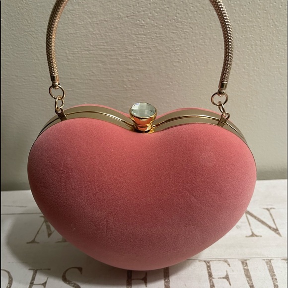 Pink Heart shaped Purse handbag - Picture 12 of 16